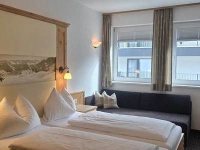 Schlafzimmer der Ferienwohnung Fimba im Haus Wintertraum Ischgl