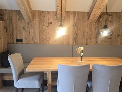 Essbereich der Ferienwohnung Herzwerk im Haus Wintertraum in Ischgl